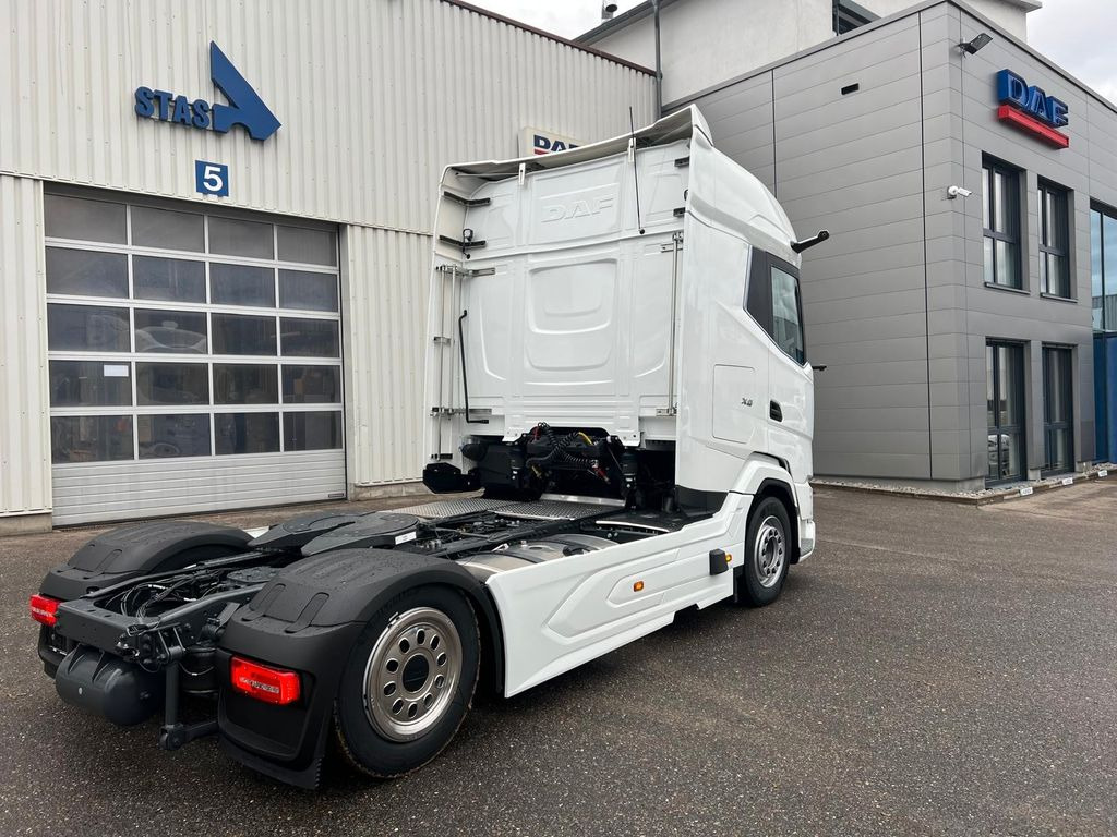 DAF XG 480 FT Low Deck - Влекач: снимка 5 DAF XG 480 FT Low Deck - Влекач: снимка 5
