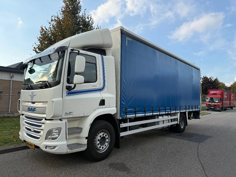 DAF CF 290 2016 - Камион фургон: снимка 1 DAF CF 290 2016 - Камион фургон: снимка 1