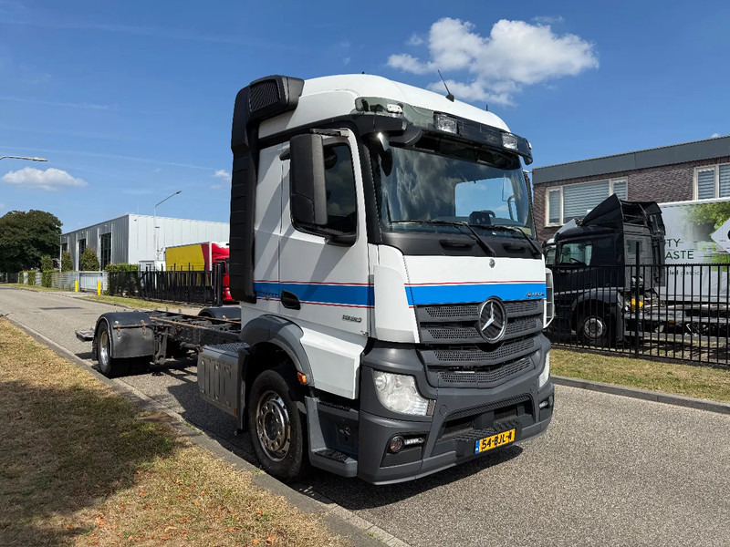 Mercedes-Benz Actros 1930 2017 only 414.000 km - Шаси кабина: снимка 2 Mercedes-Benz Actros 1930 2017 only 414.000 km - Шаси кабина: снимка 2