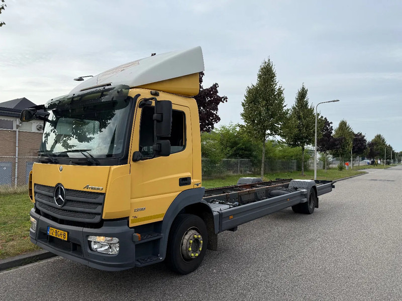 Mercedes-Benz Atego 1318 L - Шаси кабина: снимка 2 Mercedes-Benz Atego 1318 L - Шаси кабина: снимка 2