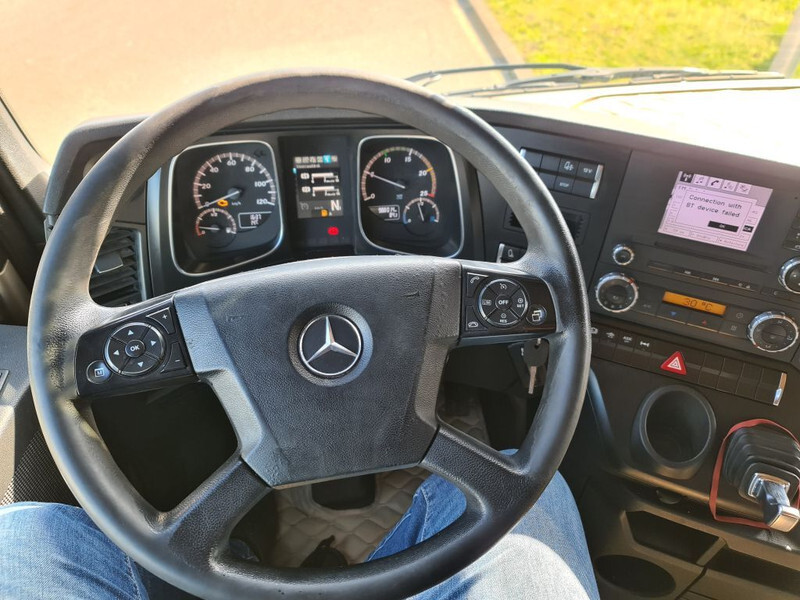 Interior photo 1: Влекач Mercedes-Benz Actros 1942 ACTROS 1942 EURO 5 !!!