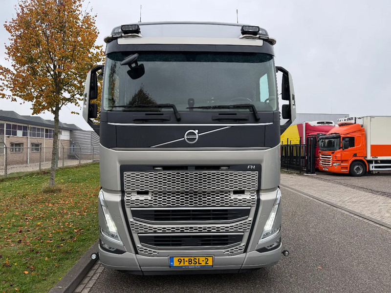 Volvo FH 460 2022 only 406.000 km !!! - Влекач: снимка 5 Volvo FH 460 2022 only 406.000 km !!! - Влекач: снимка 5