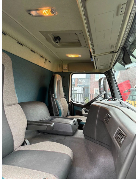 Лизинг на Volvo FM 330 chereau 2015 + carrier 850 Volvo FM 330 chereau 2015 + carrier 850: снимка 12