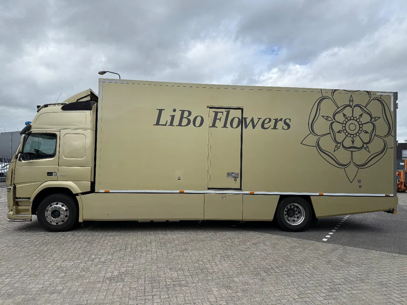 Volvo FM 410 SHOWTRUCK-CAMPER-HORSETRUCK-RACETRUCK - Камион фургон: снимка 3 Volvo FM 410 SHOWTRUCK-CAMPER-HORSETRUCK-RACETRUCK - Камион фургон: снимка 3