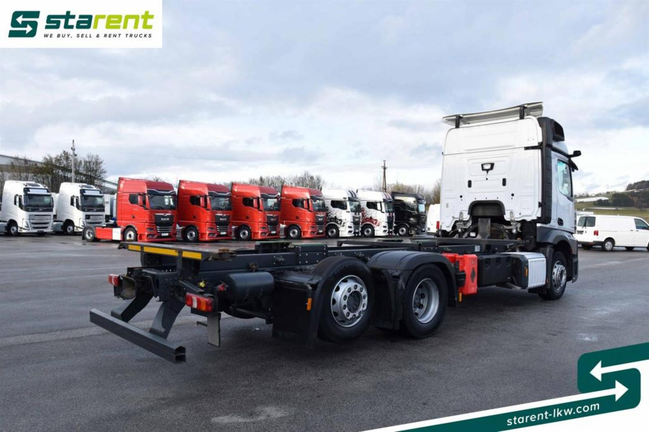 Mercedes Benz Actros 2645L Retarder Mirror Cam NAVI Liftachse - Шаси кабина: снимка 5 Mercedes Benz Actros 2645L Retarder Mirror Cam NAVI Liftachse - Шаси кабина: снимка 5