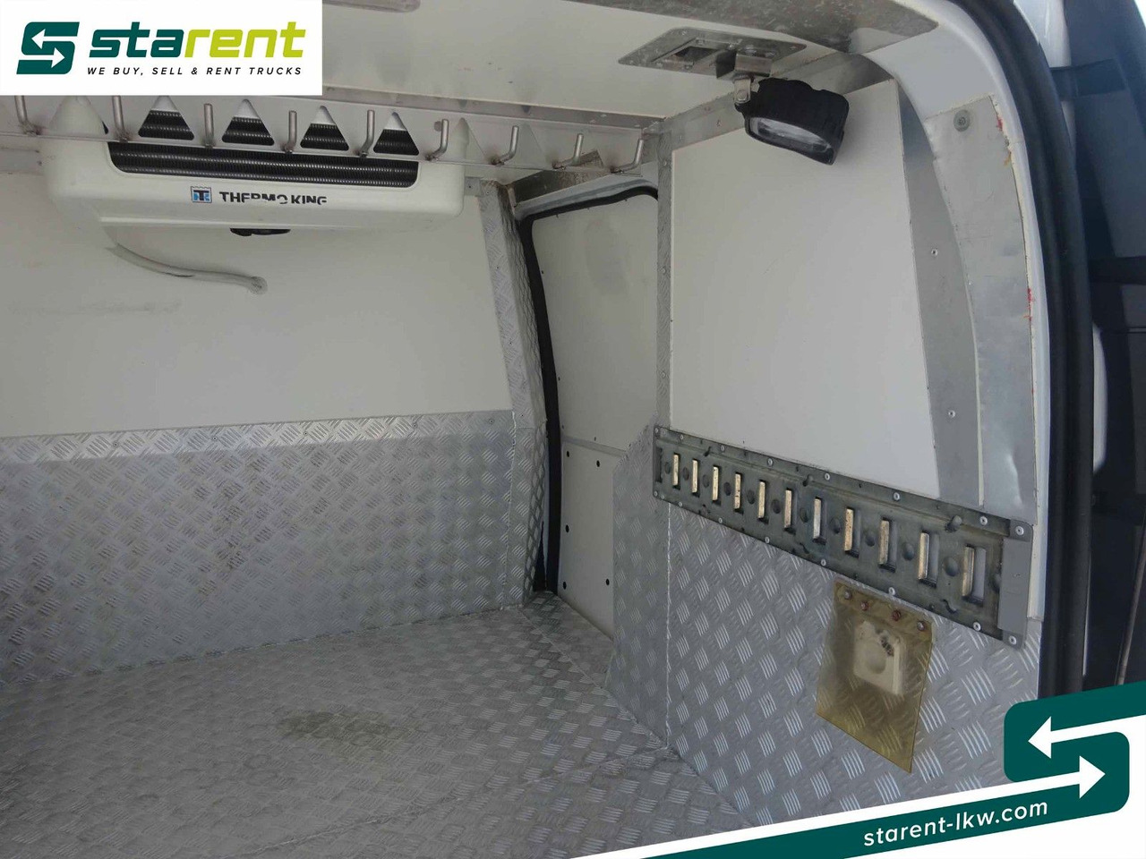 Хладилен бус, Бус с двойна кабина Renault Kangoo: снимка 13