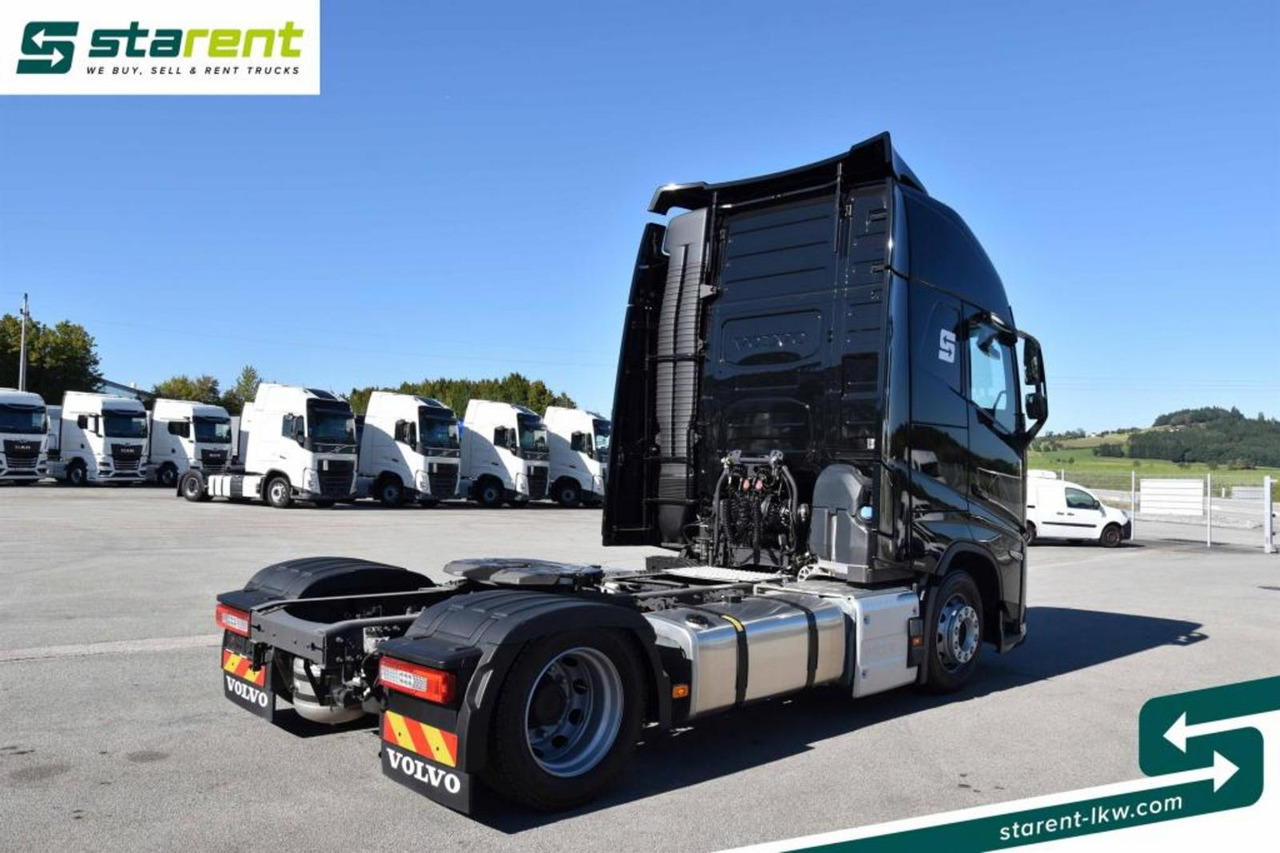Volvo FH 500 Aero X-Low Deck I-Park-Cool LED NAVI - Влекач: снимка 5 Volvo FH 500 Aero X-Low Deck I-Park-Cool LED NAVI - Влекач: снимка 5