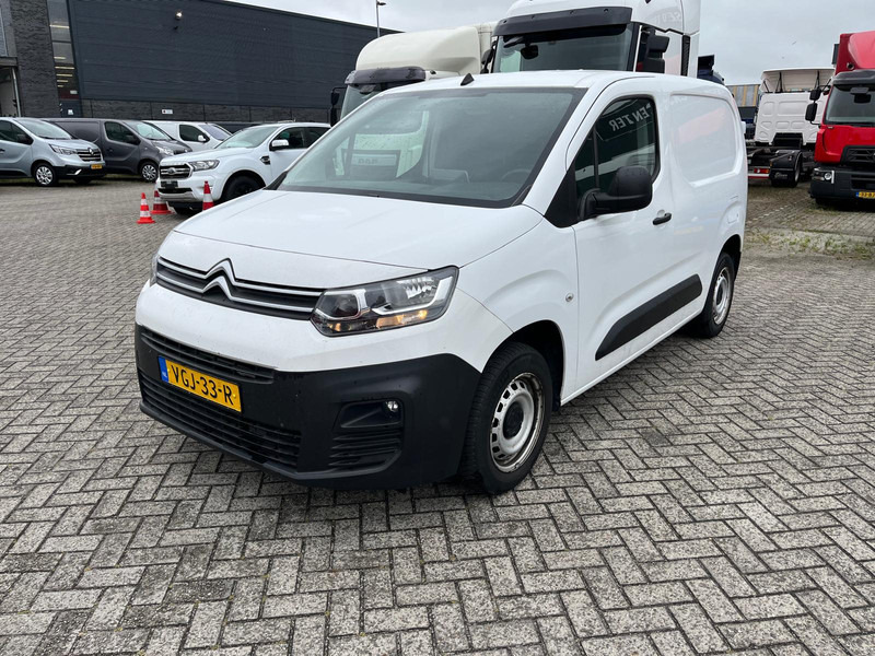 Citroën Berlingo Blue HDI 1,5, Airco, Nav, Bluetooth - Малък ван: снимка 1 Citroën Berlingo Blue HDI 1,5, Airco, Nav, Bluetooth - Малък ван: снимка 1