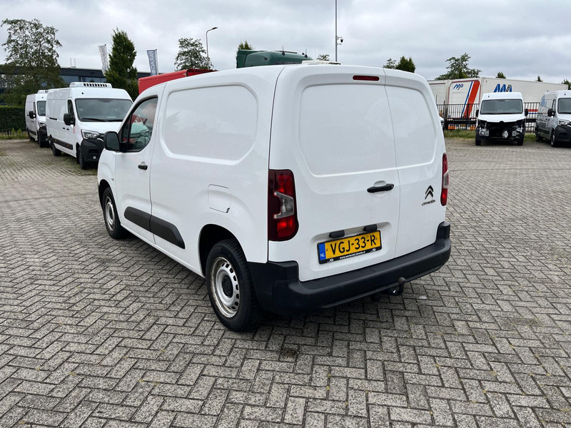 Citroën Berlingo Blue HDI 1,5, Airco, Nav, Bluetooth - Малък ван: снимка 4 Citroën Berlingo Blue HDI 1,5, Airco, Nav, Bluetooth - Малък ван: снимка 4