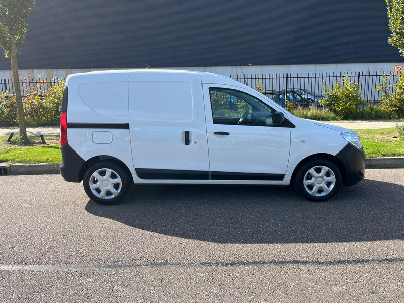 Dacia Dokker 1.5 dci 75 pk Euro 6 - Малък ван: снимка 4 Dacia Dokker 1.5 dci 75 pk Euro 6 - Малък ван: снимка 4