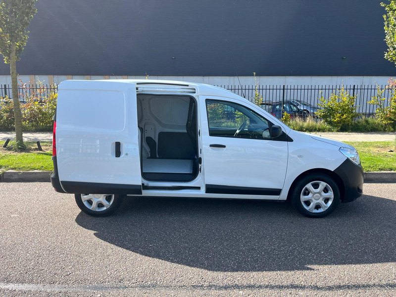 Dacia Dokker 1.5 dci 75 pk Euro 6 - Малък ван: снимка 5 Dacia Dokker 1.5 dci 75 pk Euro 6 - Малък ван: снимка 5
