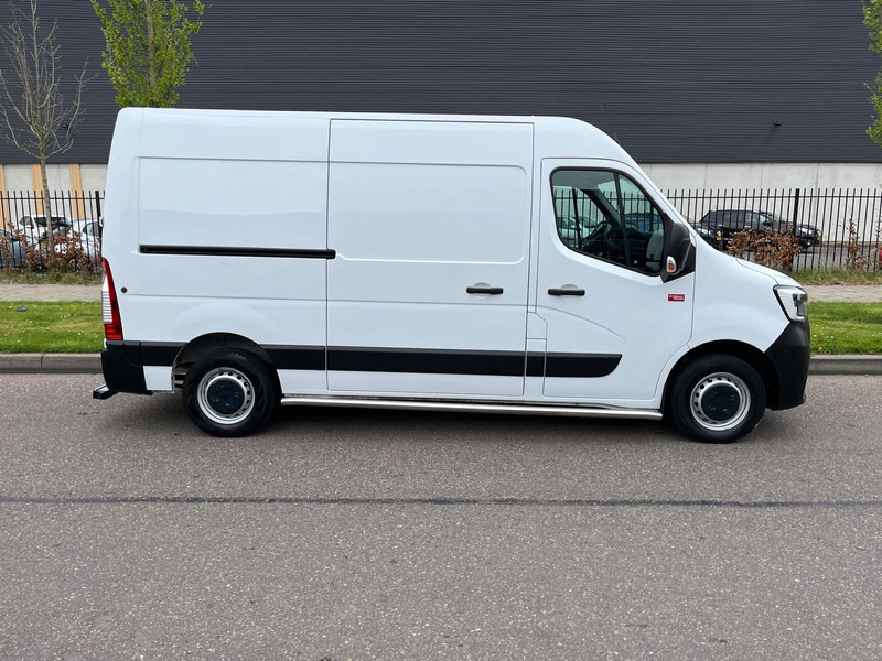Товарен бус Renault Master 180.35 Red Edition L2 H2, 180pk, Airco, Nav, Camera: снимка 17