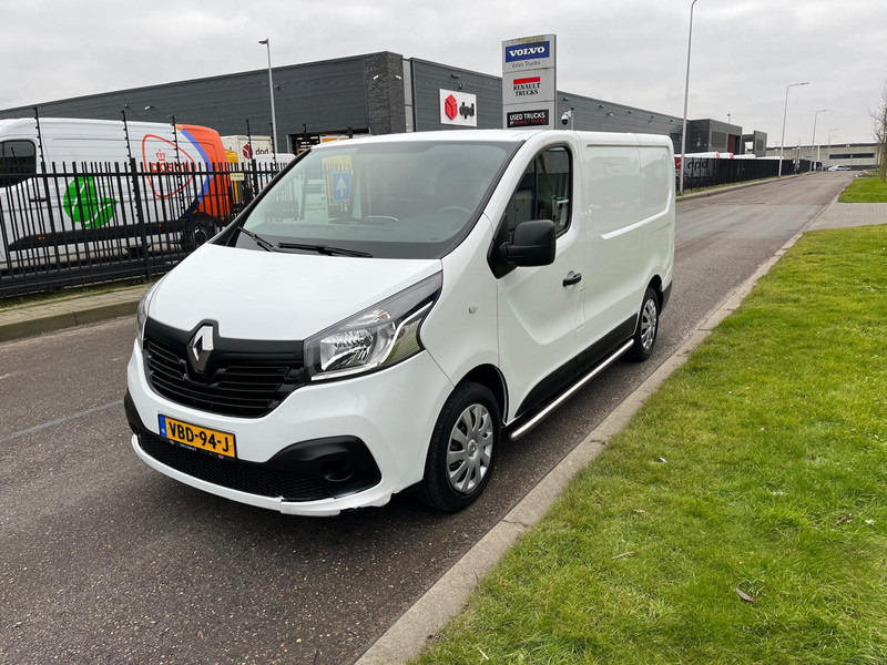 Малък ван Renault Trafic 1.6 DCI 120 PK L1 H1 COMFORT, NAV, EURO 6: снимка 1
