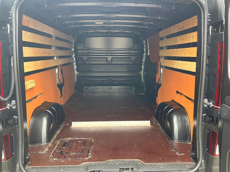 Малък ван Renault Trafic Black Edition 2.0dci L2 H1, Airco, Nav, Camera: снимка 14