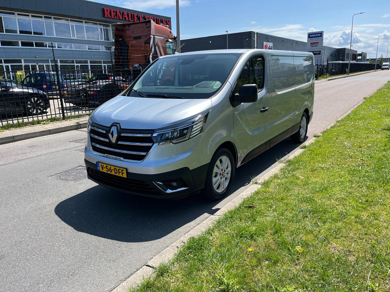 Renault Trafic E-Tech Red L2 H1, Airco, Nav, Camera - Малък ван, Електрически бус: снимка 3 Renault Trafic E-Tech Red L2 H1, Airco, Nav, Camera - Малък ван, Електрически бус: снимка 3