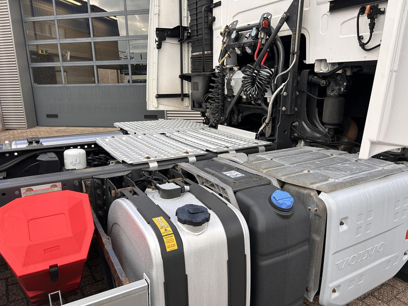 Volvo FH - Влекач: снимка 5 Volvo FH - Влекач: снимка 5