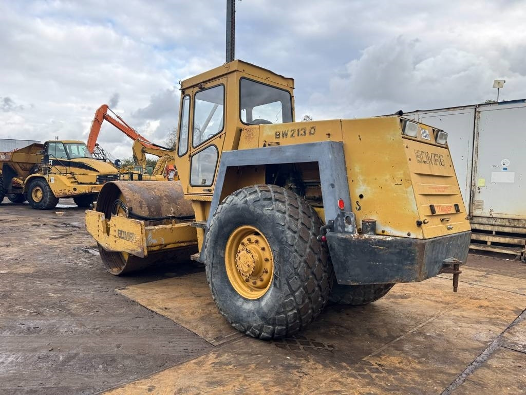 Bomag BW 213 D - Компактор: снимка 3 Bomag BW 213 D - Компактор: снимка 3