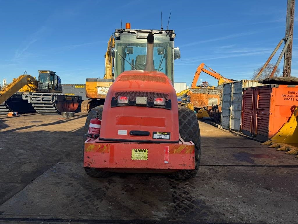 CAT CS 76 - Пътен валяк: снимка 4 CAT CS 76 - Пътен валяк: снимка 4