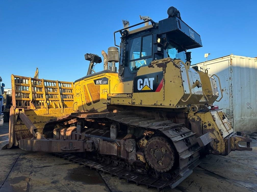 CAT D7E - Булдозер: снимка 3 CAT D7E - Булдозер: снимка 3