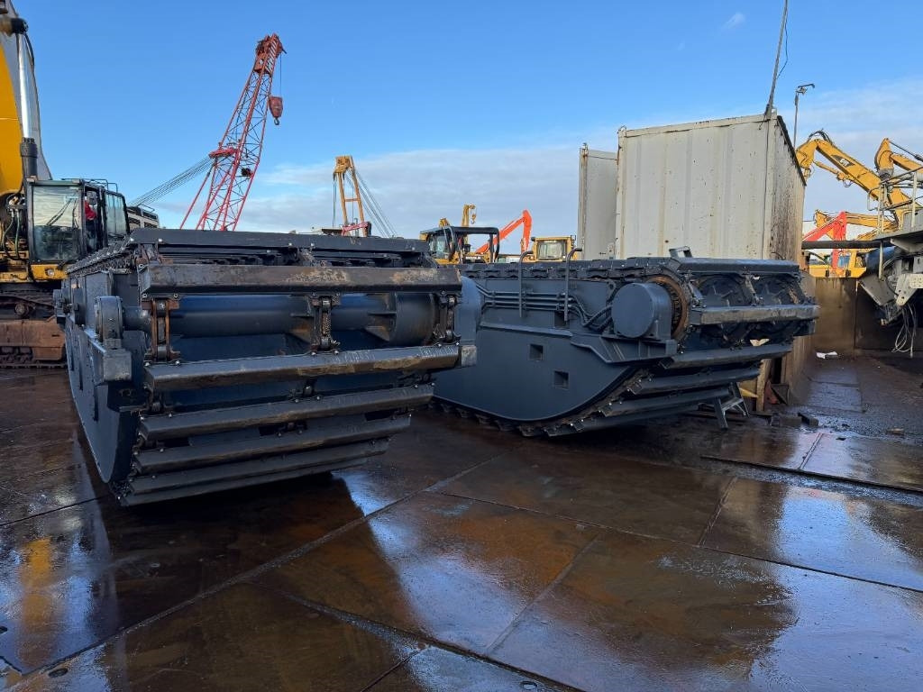 CAT swamp buggy amphibious undercarriage (unused) - Плаващ багер: снимка 2 CAT swamp buggy amphibious undercarriage (unused) - Плаващ багер: снимка 2