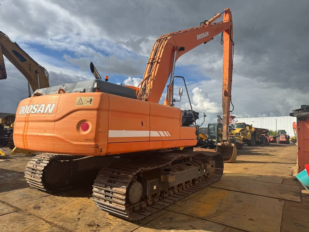 Doosan DX 300 LC ( 4.690 original hours 18M long reach ) - Багер: снимка 5 Doosan DX 300 LC ( 4.690 original hours 18M long reach ) - Багер: снимка 5