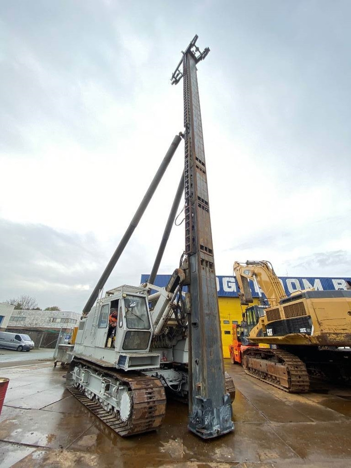 Hitachi KH 150-3 - Машина за набиване: снимка 2 Hitachi KH 150-3 - Машина за набиване: снимка 2