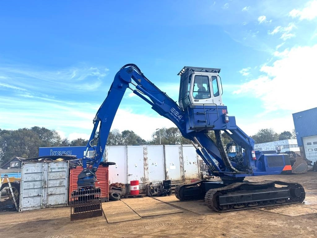 Liebherr R 924 B EW - Багер за манипулиране на материали: снимка 2 Liebherr R 924 B EW - Багер за манипулиране на материали: снимка 2