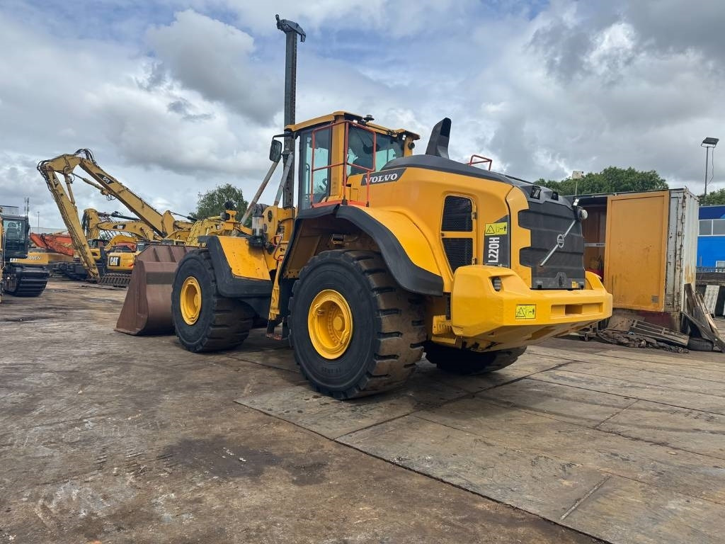Volvo L 220 H - Колесен товарач: снимка 3 Volvo L 220 H - Колесен товарач: снимка 3
