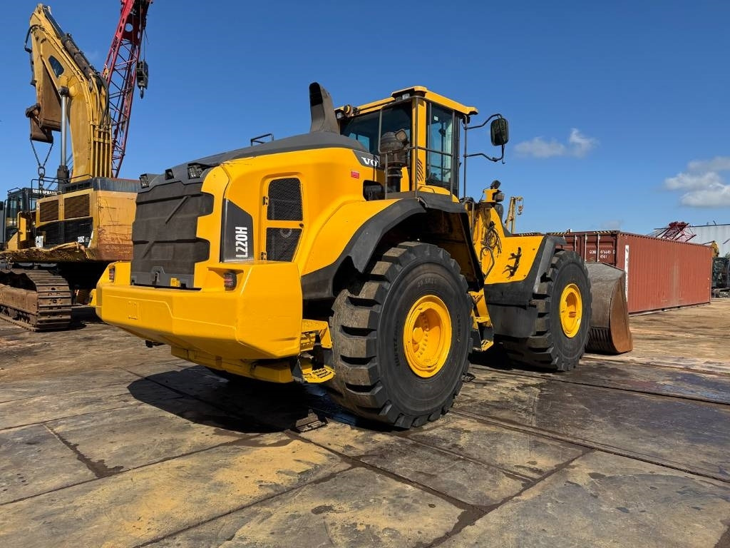 Volvo L 220 H ( WITH NEW TYRES ) - Колесен товарач: снимка 5 Volvo L 220 H ( WITH NEW TYRES ) - Колесен товарач: снимка 5