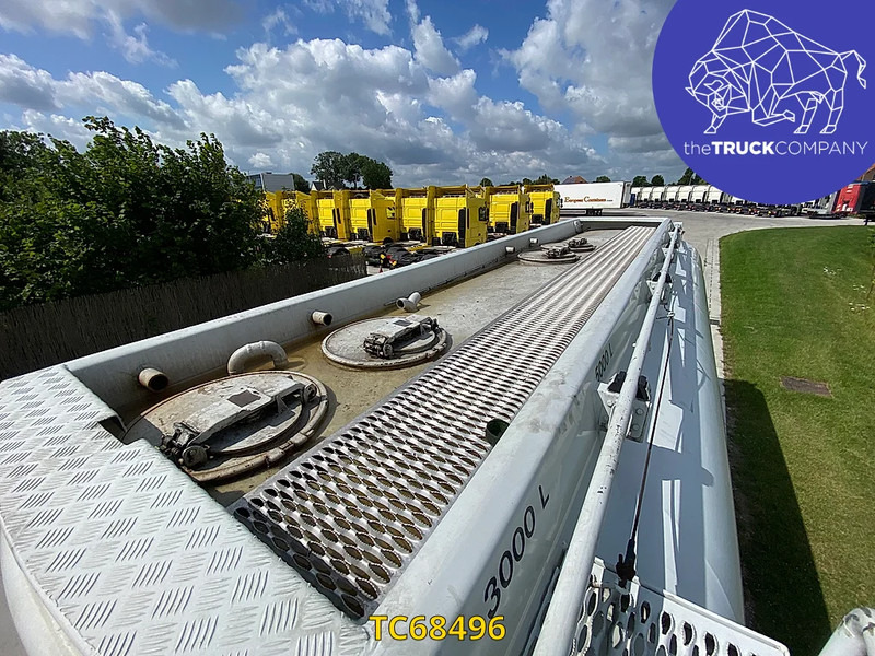 Полуремарке цистерна Atcomex: снимка 8 Полуремарке цистерна Atcomex: снимка 8