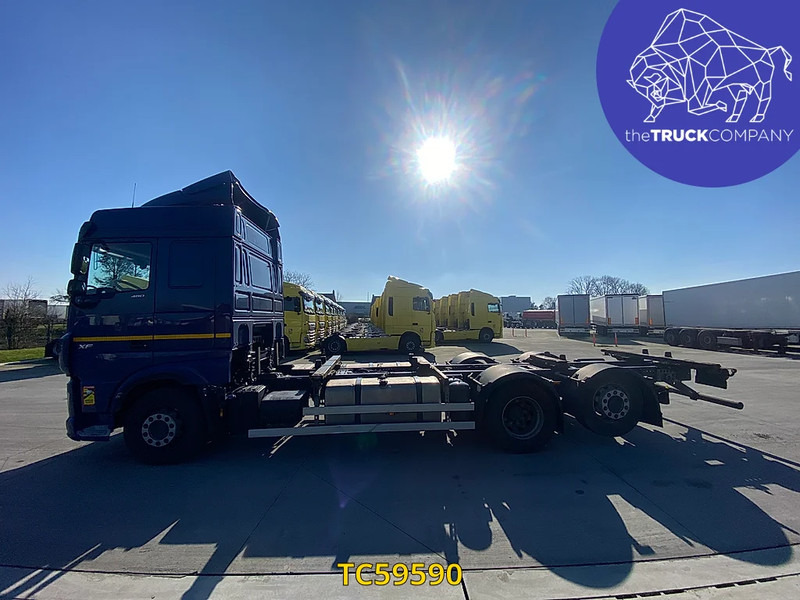 DAF XF Euro6 480 - Контейнеровоз/ Сменна каросерия камион: снимка 2 DAF XF Euro6 480 - Контейнеровоз/ Сменна каросерия камион: снимка 2