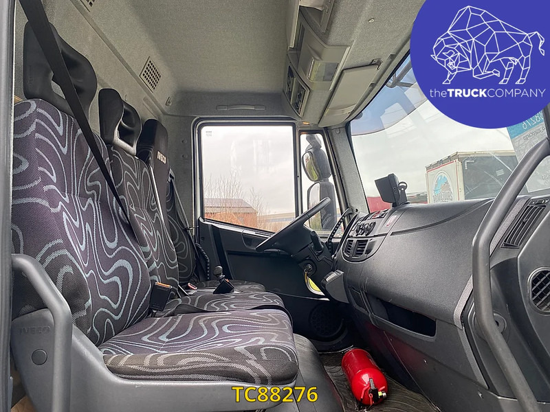 Iveco EuroCargo 120 E22 - Рефрижератор камион: снимка 5 Iveco EuroCargo 120 E22 - Рефрижератор камион: снимка 5