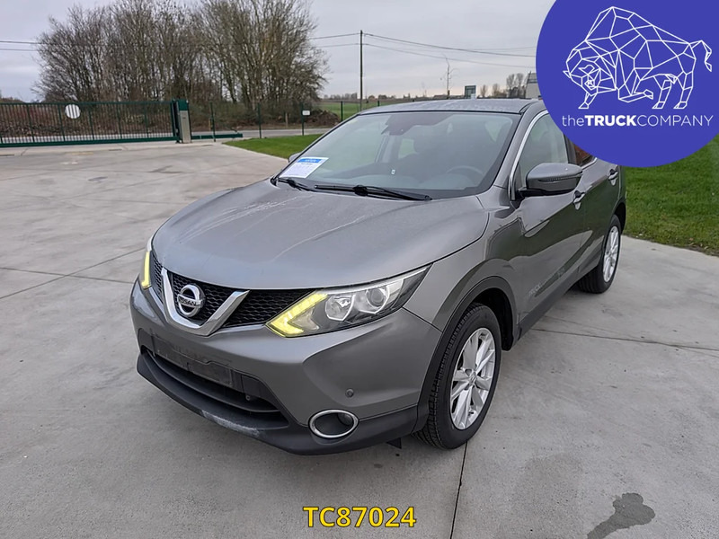 Nissan QASHQAI - Лекотоварен автомобил: снимка 1 Nissan QASHQAI - Лекотоварен автомобил: снимка 1