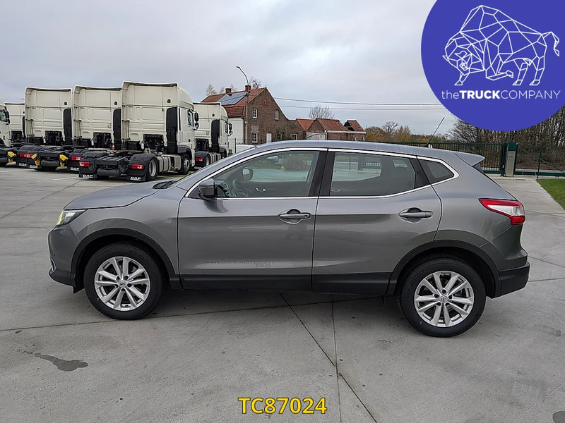 Nissan QASHQAI - Лекотоварен автомобил: снимка 2 Nissan QASHQAI - Лекотоварен автомобил: снимка 2