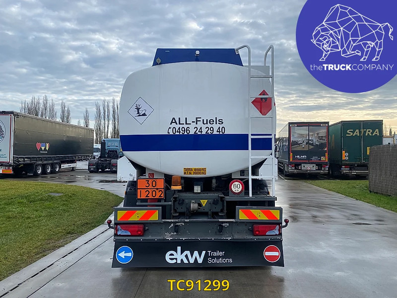 MAN TGA 310 - Камион цистерна: снимка 4 MAN TGA 310 - Камион цистерна: снимка 4