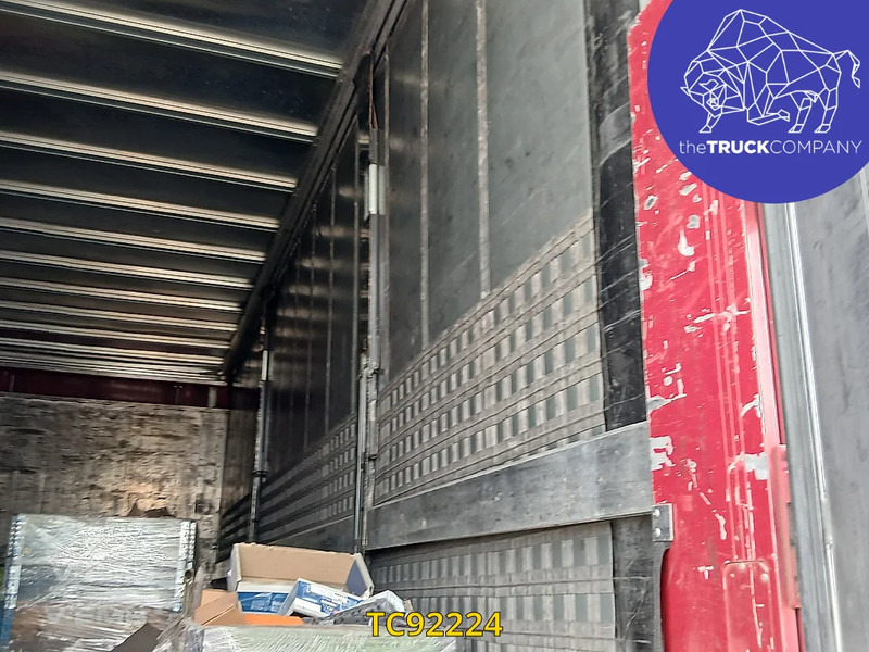 Mercedes-Benz Actros 2548 - Камион с брезент: снимка 5 Mercedes-Benz Actros 2548 - Камион с брезент: снимка 5