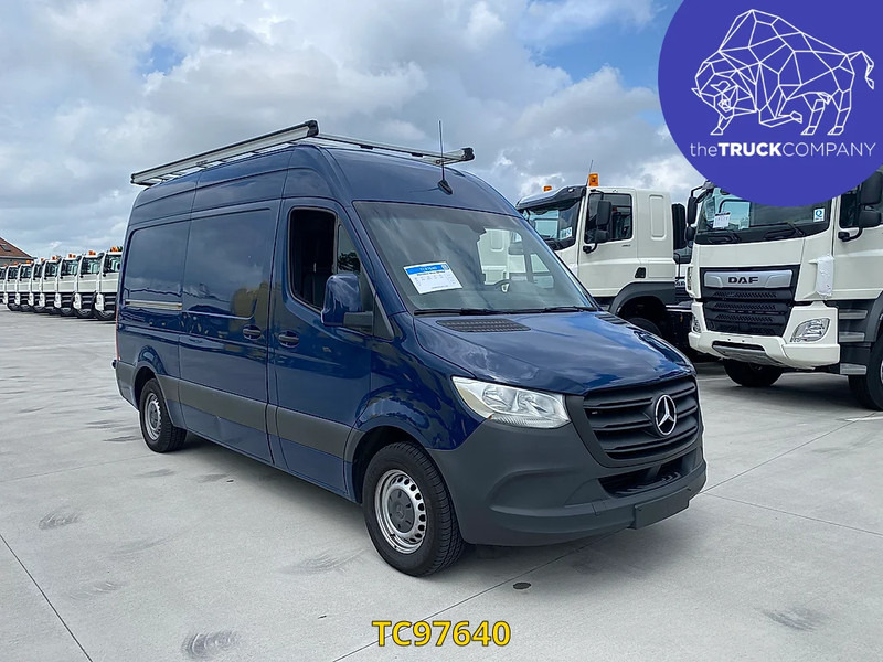 Mercedes-Benz Sprinter - Товарен бус: снимка 2 Mercedes-Benz Sprinter - Товарен бус: снимка 2