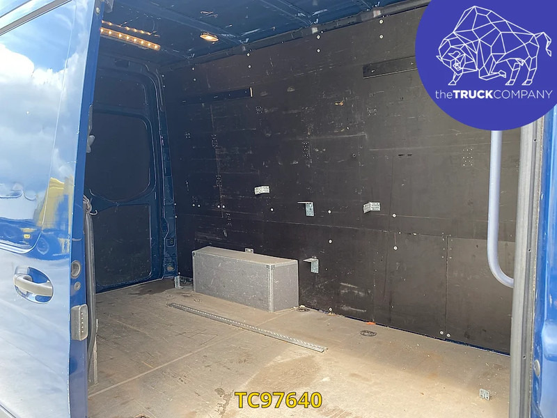 Mercedes-Benz Sprinter - Товарен бус: снимка 3 Mercedes-Benz Sprinter - Товарен бус: снимка 3