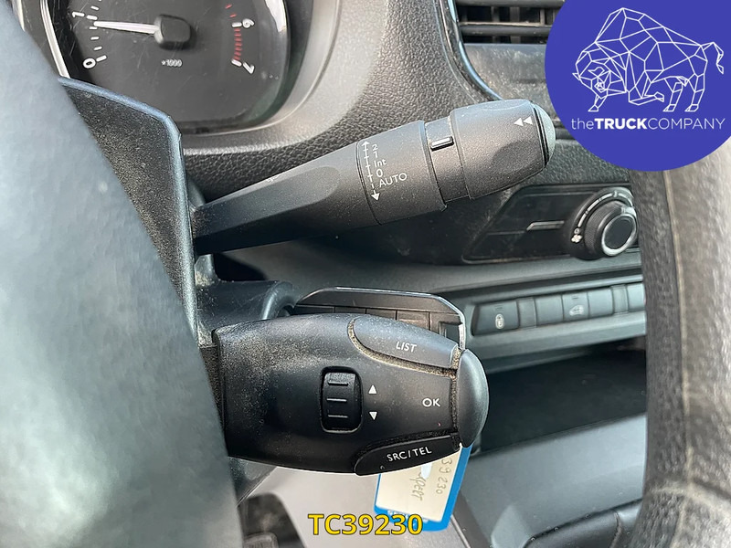 Малък ван Peugeot Expert 2l 120cv: снимка 20 Малък ван Peugeot Expert 2l 120cv: снимка 20