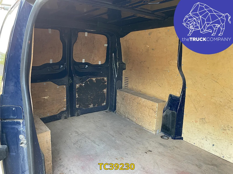 Малък ван Peugeot Expert 2l 120cv: снимка 10 Малък ван Peugeot Expert 2l 120cv: снимка 10