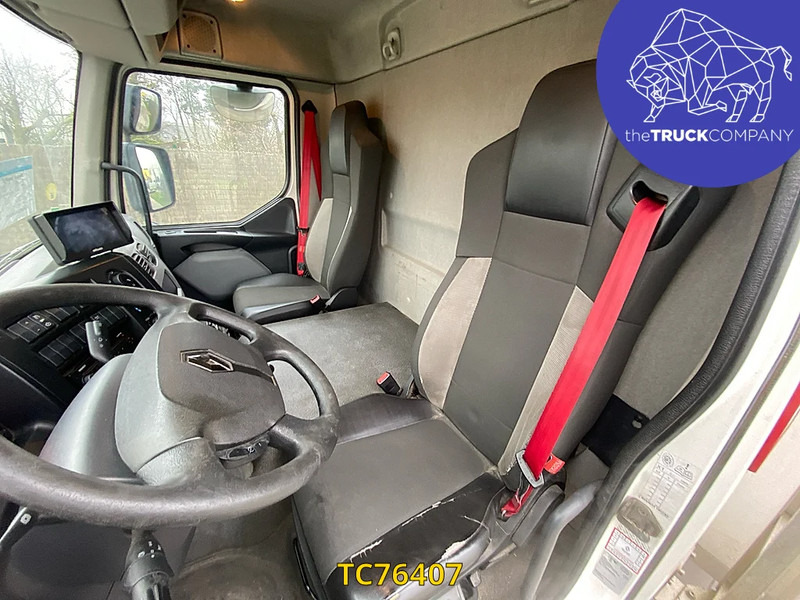 Рефрижератор камион Renault D 210: снимка 17