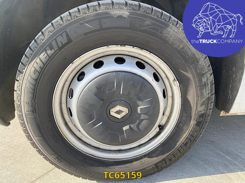 Renault Master 2.3 DCI L2H2 - Товарен бус: снимка 3 Renault Master 2.3 DCI L2H2 - Товарен бус: снимка 3