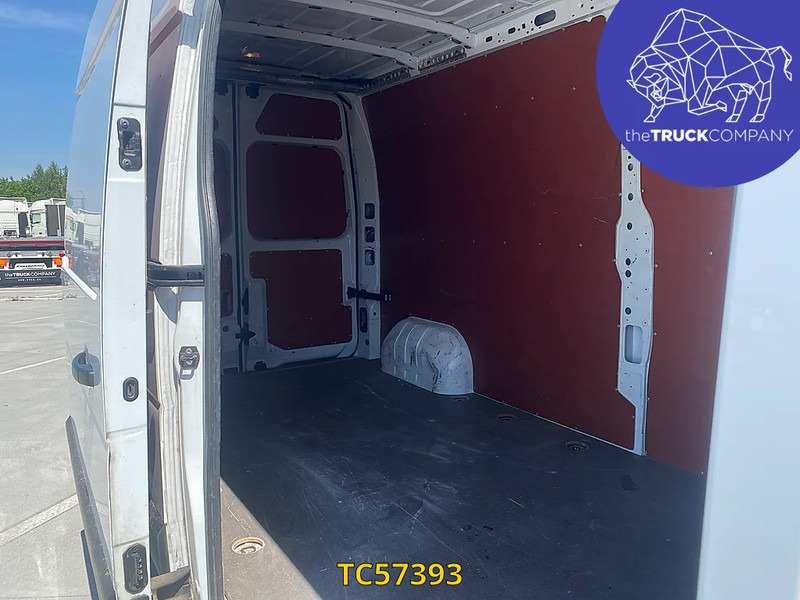 Renault Master 2.3 DCI L3H2 - Товарен бус: снимка 2 Renault Master 2.3 DCI L3H2 - Товарен бус: снимка 2