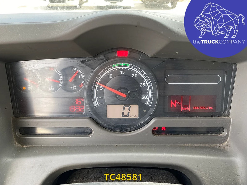 Камион с брезент Renault Premium: снимка 7