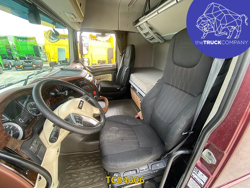 DAF 530 - Влекач: снимка 5 DAF 530 - Влекач: снимка 5