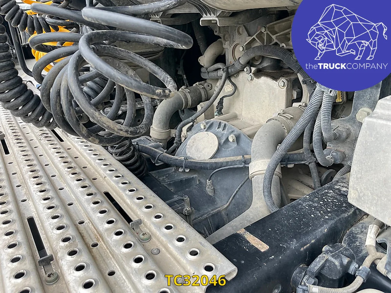 MAN TGX 460 - Влекач: снимка 3 MAN TGX 460 - Влекач: снимка 3