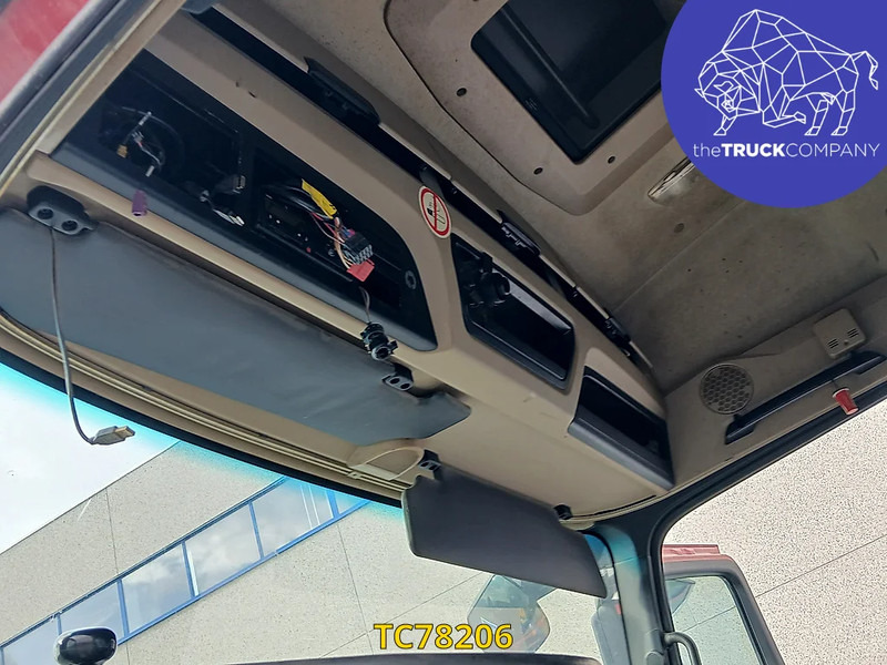 Влекач Mercedes-Benz Actros 1842: снимка 12