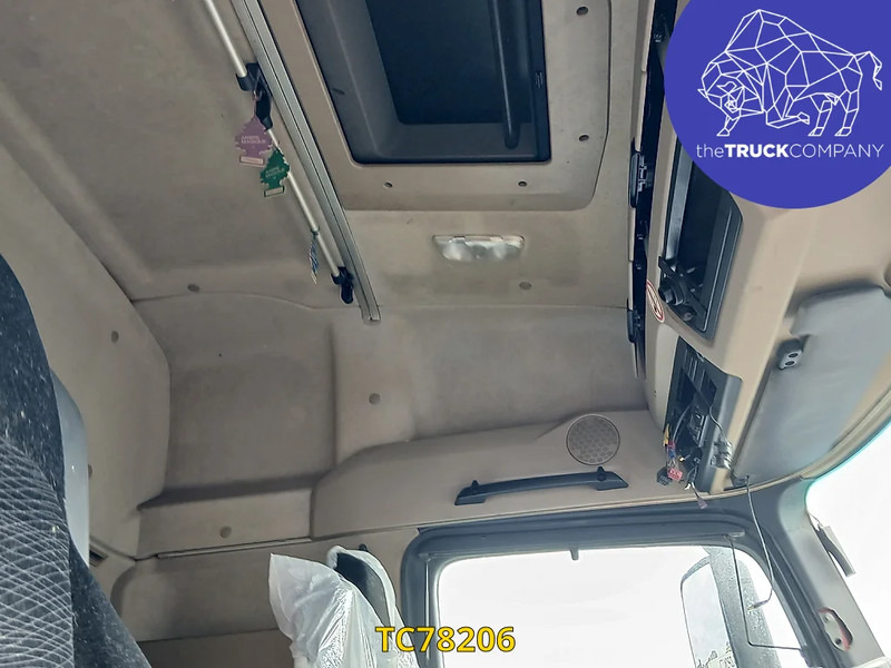 Влекач Mercedes-Benz Actros 1842: снимка 10