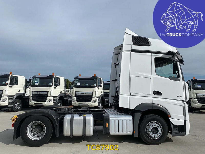 Влекач Mercedes-Benz Actros 1845: снимка 7
