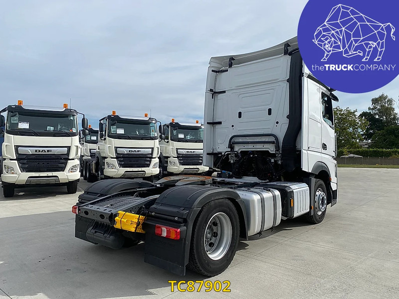 Влекач Mercedes-Benz Actros 1845: снимка 6